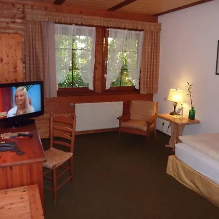 Hotel Akzent Zur Wasserburg - Garni