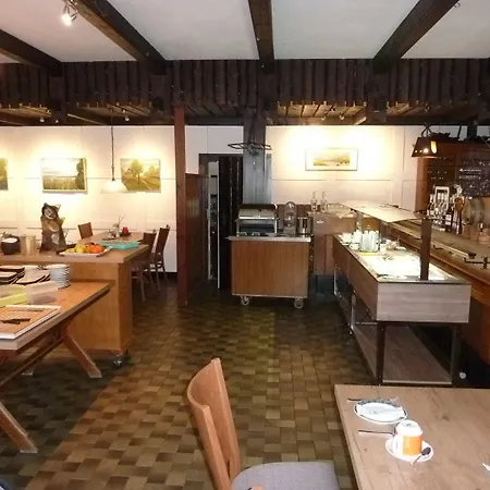Akzent Zur Wasserburg - Garni Hotel Harpstedt