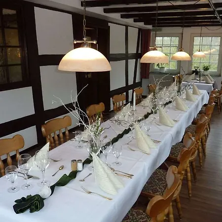 Akzent Zur Wasserburg - Garni Hotel Harpstedt