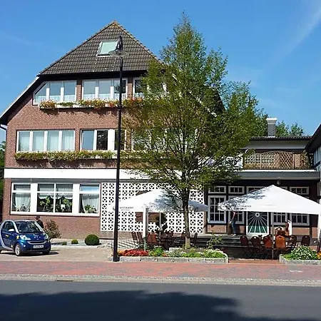 Hotel Akzent Zur Wasserburg - Garni 3*