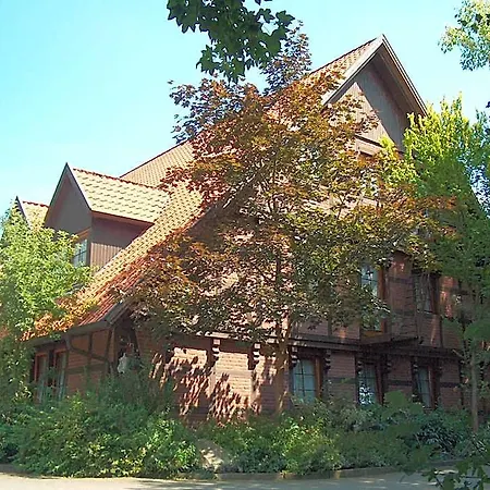 Hotel Akzent Zur Wasserburg - Garni 3*