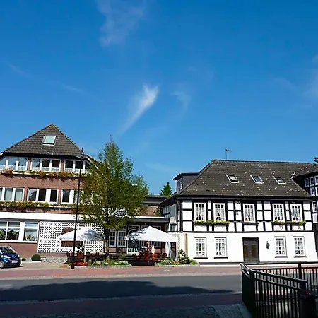 Hotel Akzent Zur Wasserburg - Garni