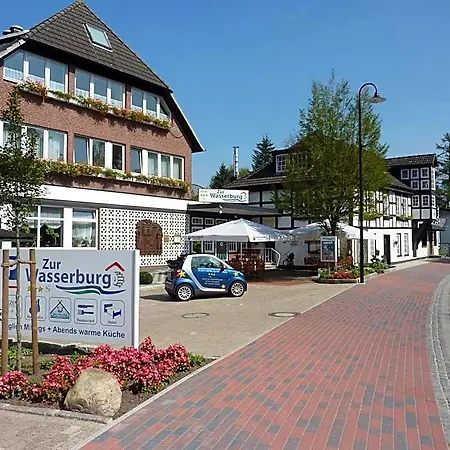 Hotel Akzent Zur Wasserburg - Garni 3*