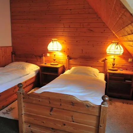 Akzent Zur Wasserburg - Garni 3* Harpstedt