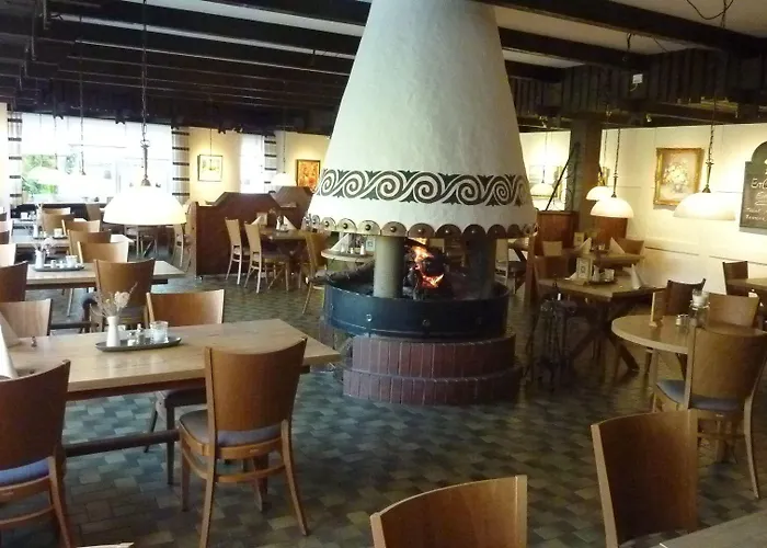 Hotel Akzent Zur Wasserburg - Garni