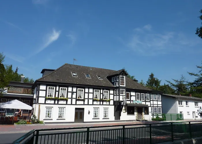 Hotel Akzent Zur Wasserburg - Garni 3*