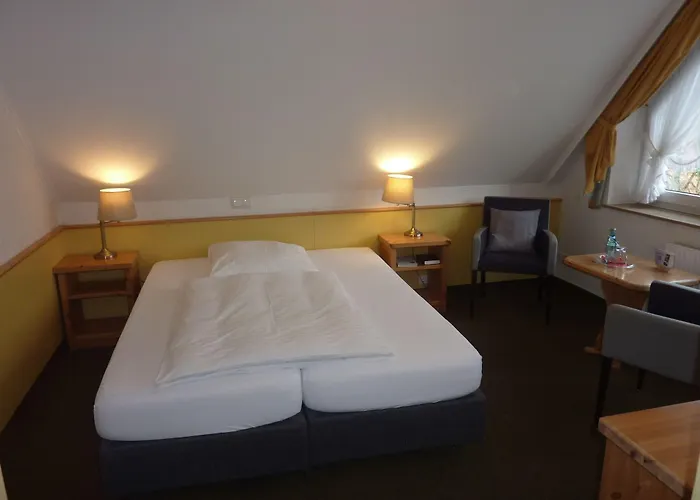 Akzent Zur Wasserburg - Garni Hotel 3*