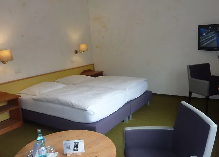 Akzent Zur Wasserburg - Garni 3*