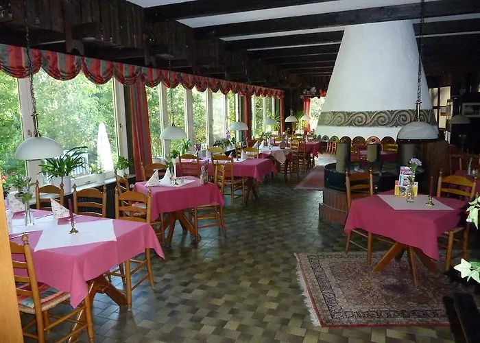 Akzent Zur Wasserburg - Garni 3*