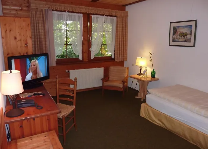 Akzent Zur Wasserburg - Garni 3*
